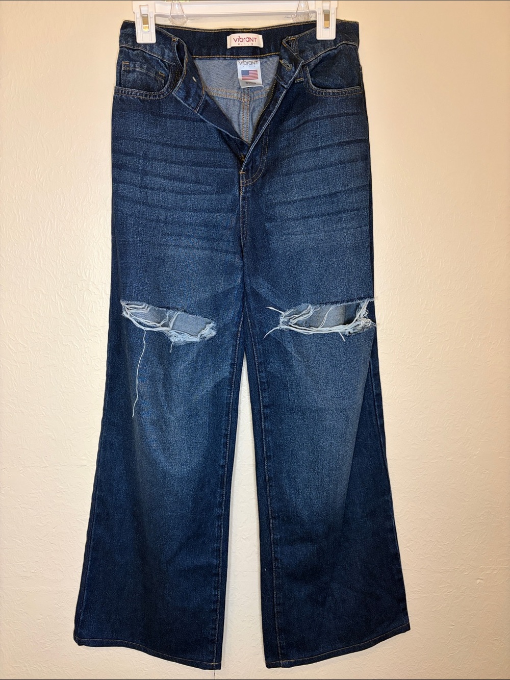 Vibrant M.I.U. Women's Dark Blue Distressed Wide-Leg Jeans